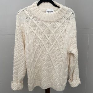 Essentiel Antwerp Italy made sweater. Large off white, knitted, ribbed loose fit